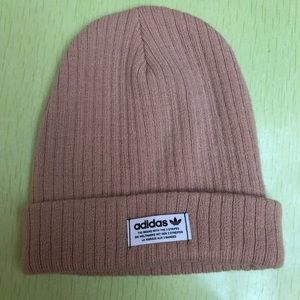 Adidas women’s beanie